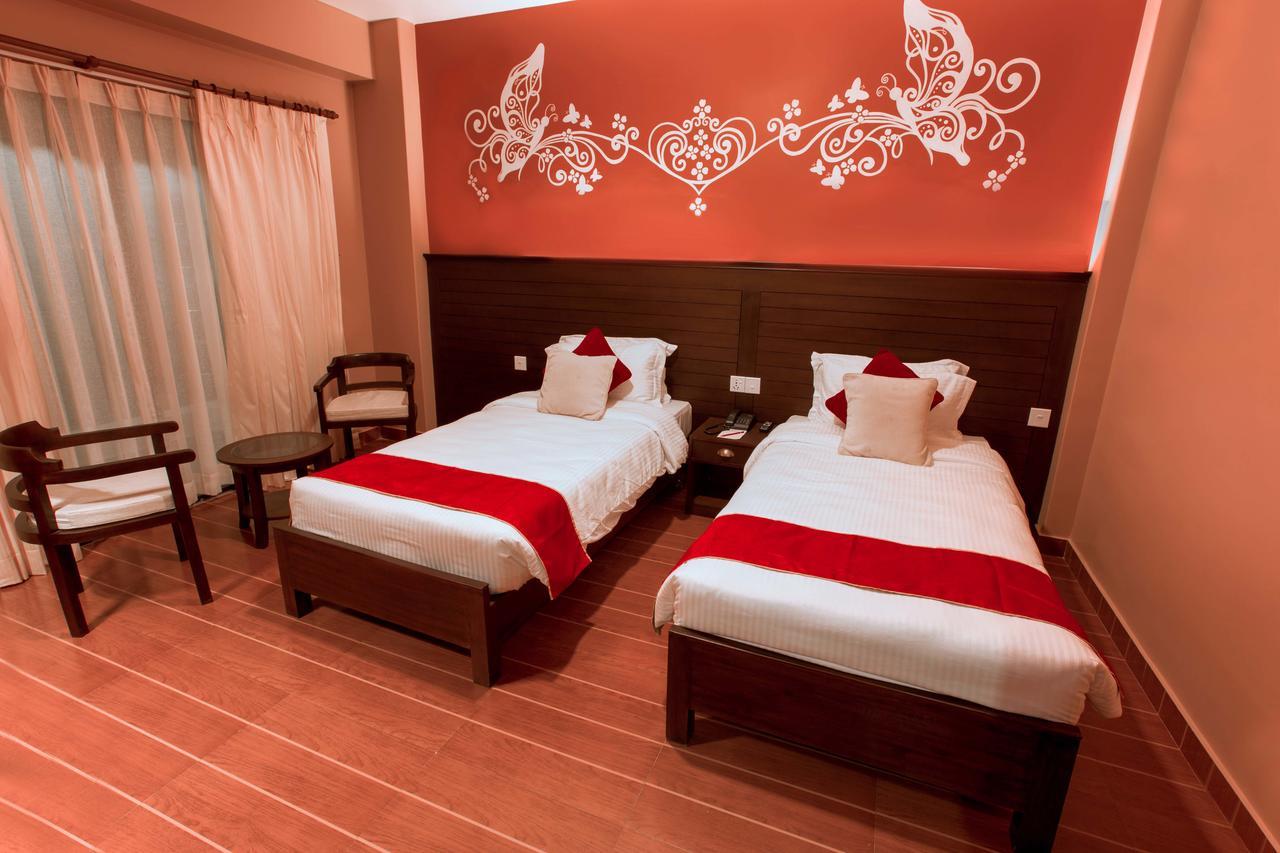 Hotel City Park Pokhara Exterior foto
