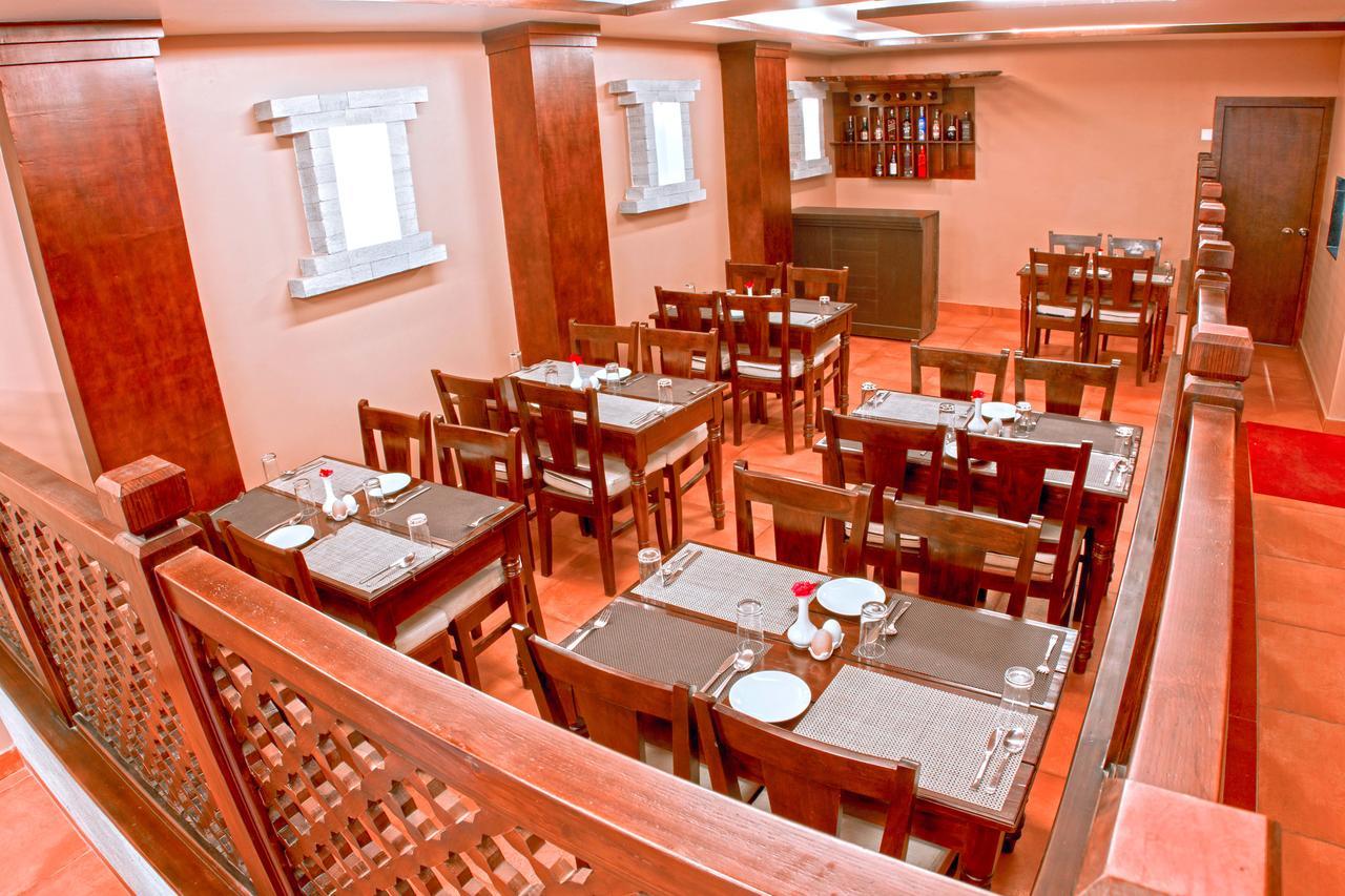 Hotel City Park Pokhara Exterior foto